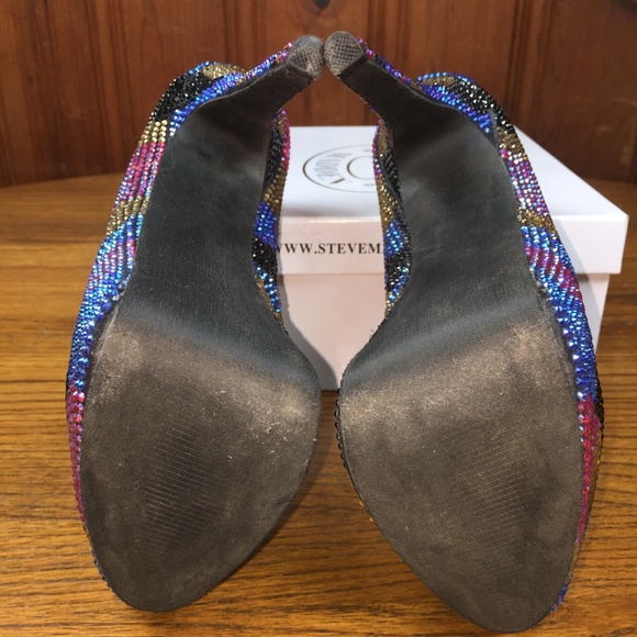 Steve Madden Dyvinal Camoflage Platform Heels - Picture 4 of 6